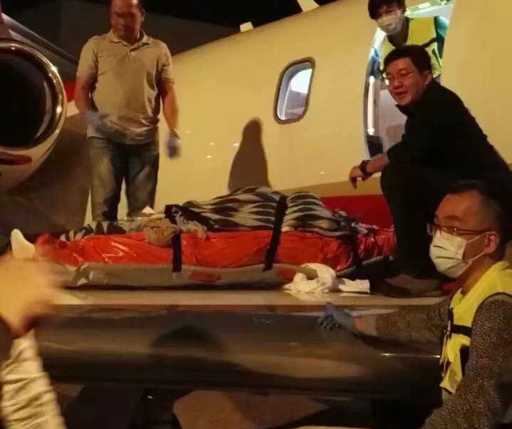 丹东香港出入境救护车出租